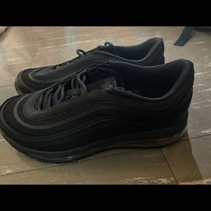 Black nonslip shoes (work)